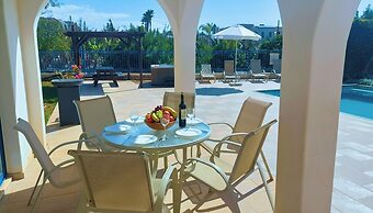 Azzurro Luxury Holiday Villas