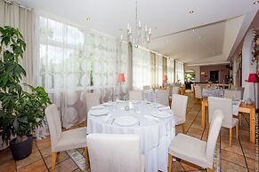 Logis Hotels la Magnanerie, Côté Bistro