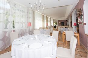 Logis Hotels la Magnanerie, Côté Bistro