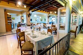 Fitos Inn Guest House