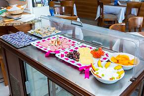 Fitos Inn Guest House