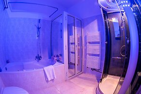 Fitos Inn Guest House