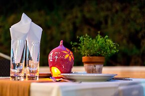 Fitos Inn Guest House