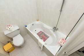 Fitos Inn Guest House