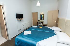 Fitos Inn Guest House