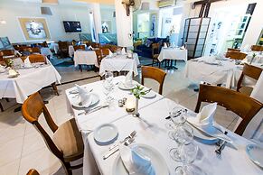 Fitos Inn Guest House