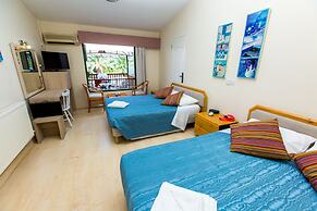 Fitos Inn Guest House