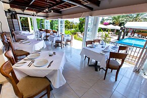 Fitos Inn Guest House