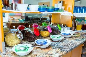 Fitos Inn Guest House