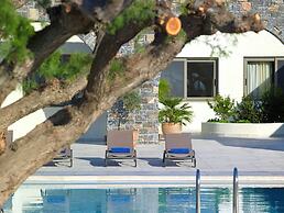 Coriva Beach Hotel