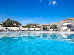Coriva Beach Hotel