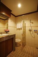 Jiraporn Hill Resort