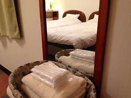 Shirakawa Business Hotel