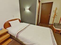 Shirakawa Business Hotel