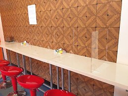 Shirakawa Business Hotel