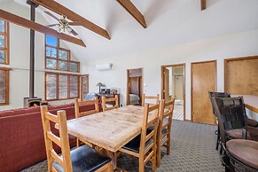 Boulder Brook on Fall River