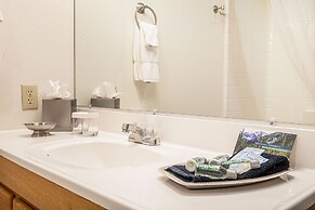 Boulder Brook on Fall River