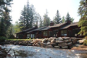 Boulder Brook on Fall River