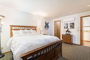 Boulder Brook on Fall River