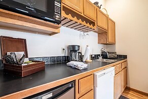 Boulder Brook on Fall River