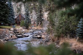 Boulder Brook on Fall River