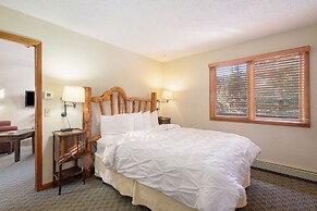 Boulder Brook on Fall River