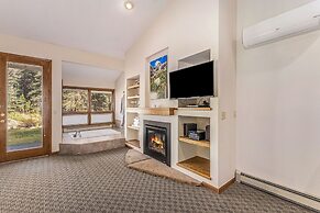 Boulder Brook on Fall River