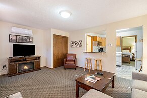 Boulder Brook on Fall River