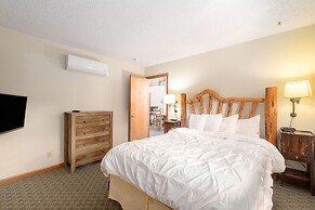 Boulder Brook on Fall River