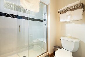 Boulder Brook on Fall River