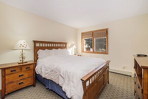 Boulder Brook on Fall River