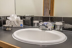 Boulder Brook on Fall River