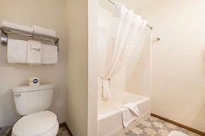 Boulder Brook on Fall River