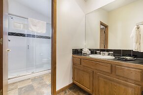 Boulder Brook on Fall River