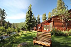 Boulder Brook on Fall River