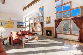 Boulder Brook on Fall River