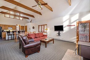 Boulder Brook on Fall River