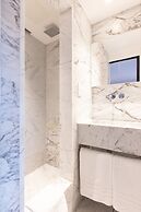 La Suite West - Hyde Park