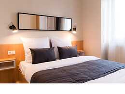 Apartinfo Waterlane Apartments