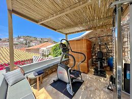 PortaDelMare Deluxe Suites