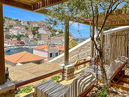 PortaDelMare Deluxe Suites