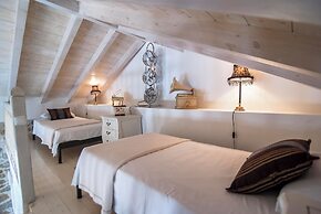 PortaDelMare Deluxe Suites