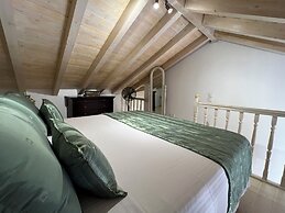 PortaDelMare Deluxe Suites