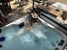 PortaDelMare Deluxe Suites