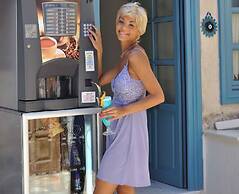 PortaDelMare Deluxe Suites