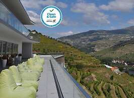 Delfim Douro Hotel