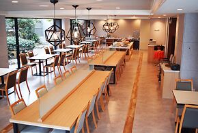 Osaka Riverside Hotel