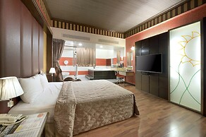 Holland Village Motel Hua-Pin