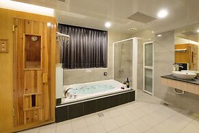 Holland Village Motel Hua-Pin