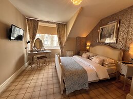 Bowness Bay Suites - Adults only